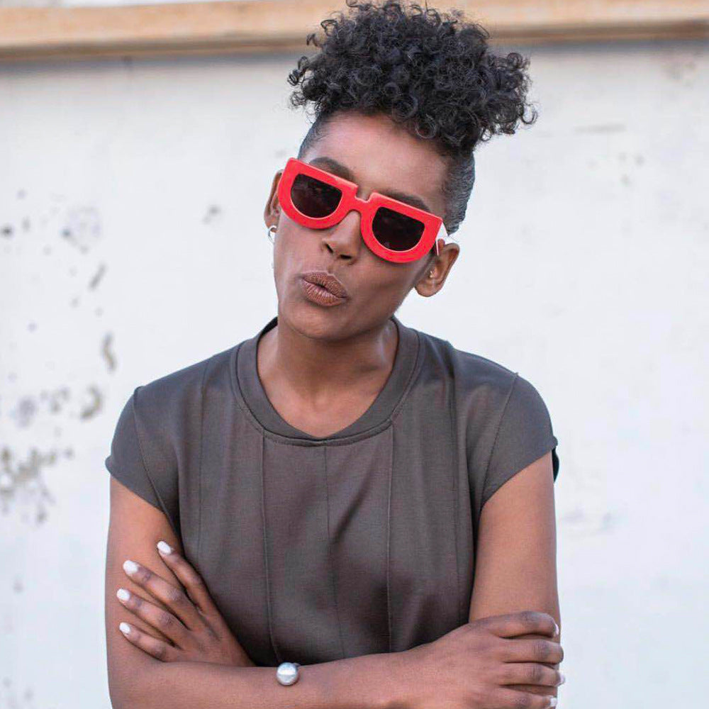 Irregular vintage sunglasses